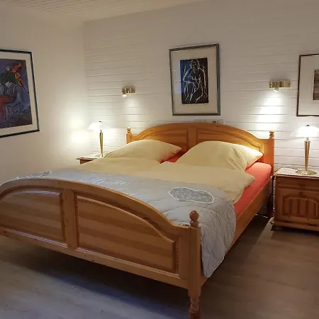 Haus Inge Ysker 公寓 *